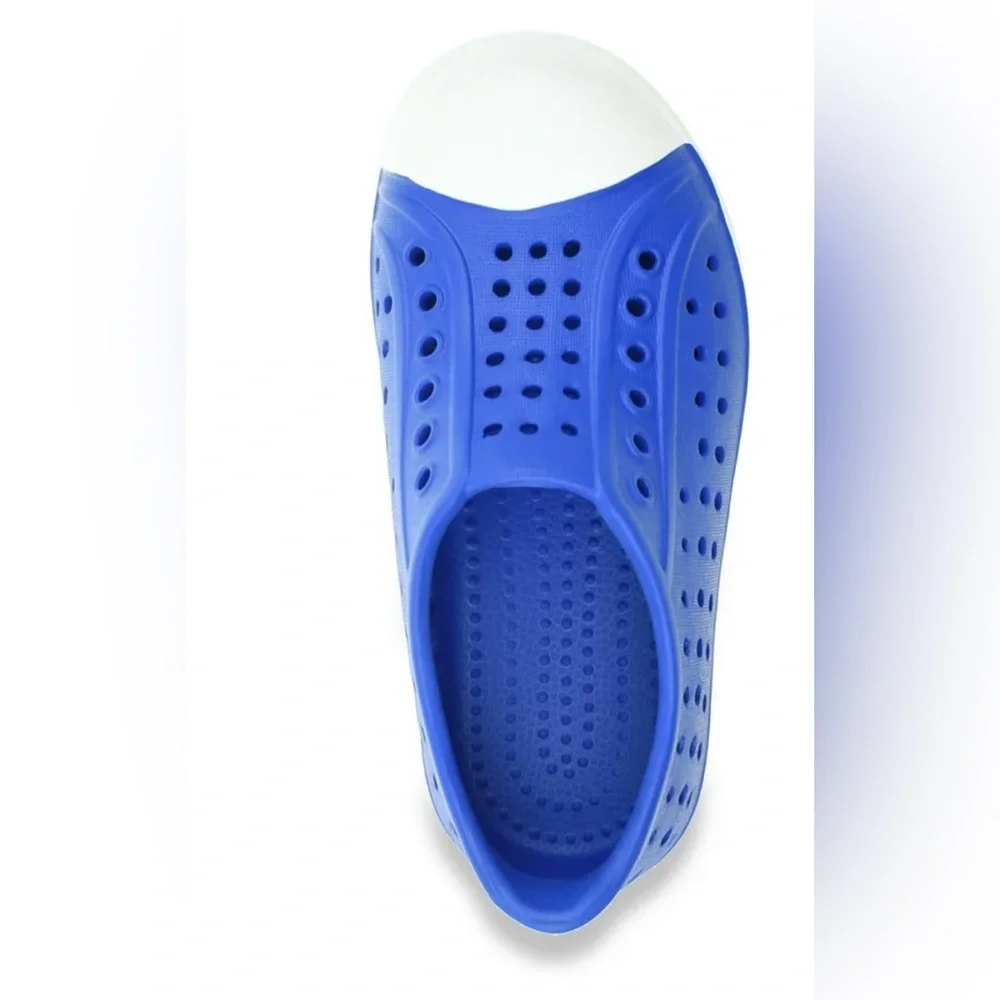 🔴 3/$12 Kids Blue Slip-On Water Shoes! NWT! Size 7-8‎